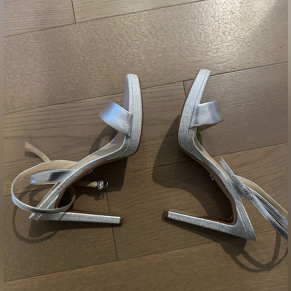 Sam Edelman Jade Heel- soft silver - Picture 8 of 9